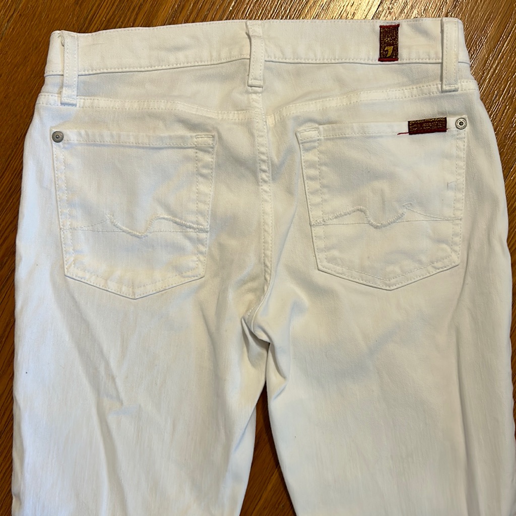 7 For All Mankind White Jeans Size 27